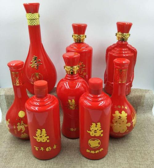 彩色玻璃瓶,优惠的酒瓶产自徐州华升玻璃科技