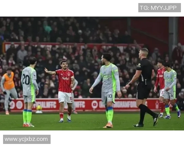 英超激战曼联险胜波尔图神扑引发争议判罚全场沸腾